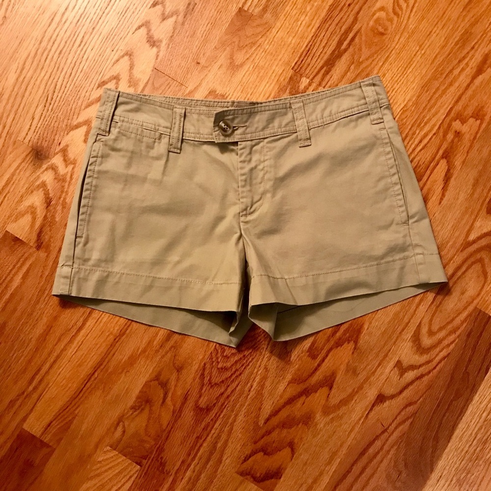 Gap Favorite Khaki Short